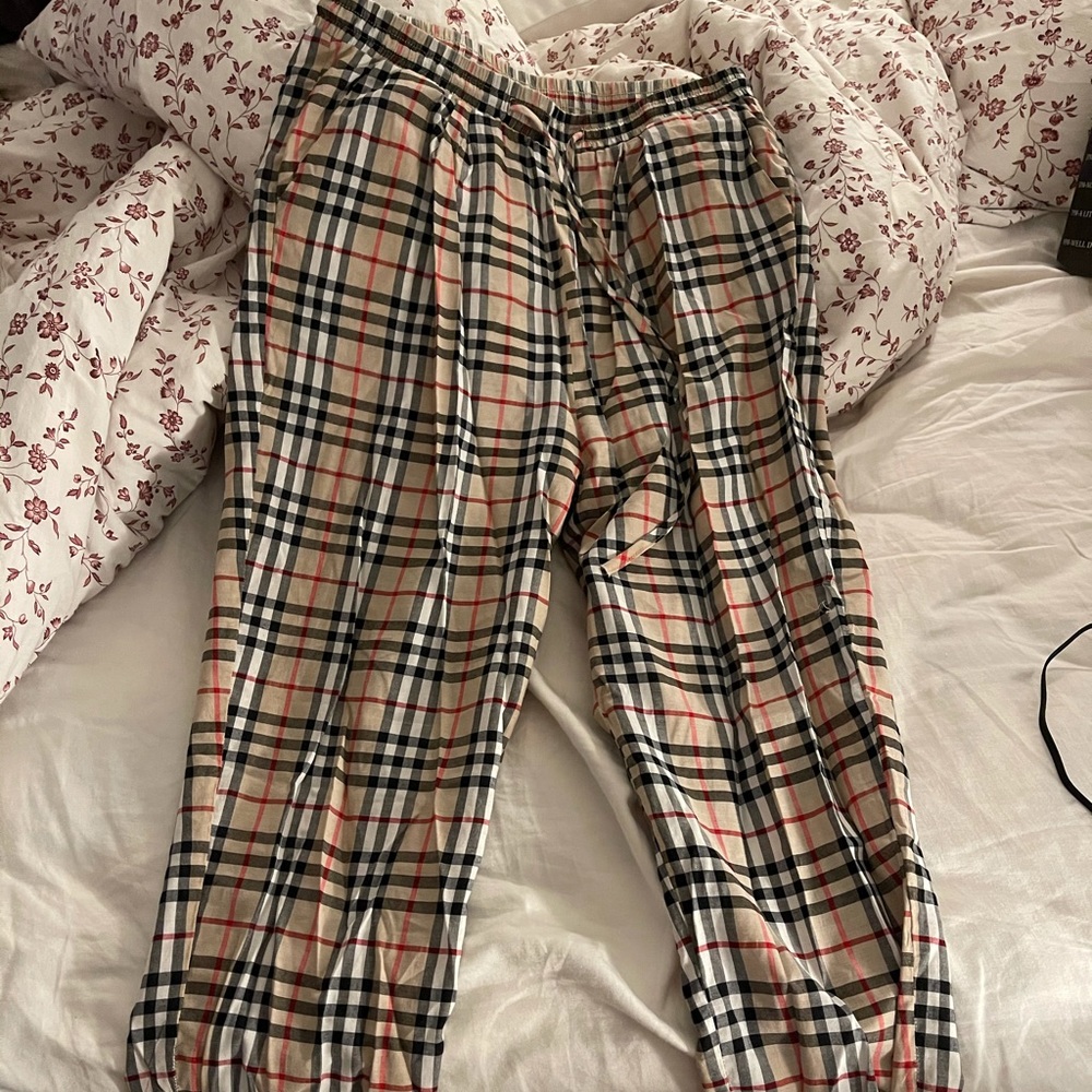 pretty little thing plaid paints